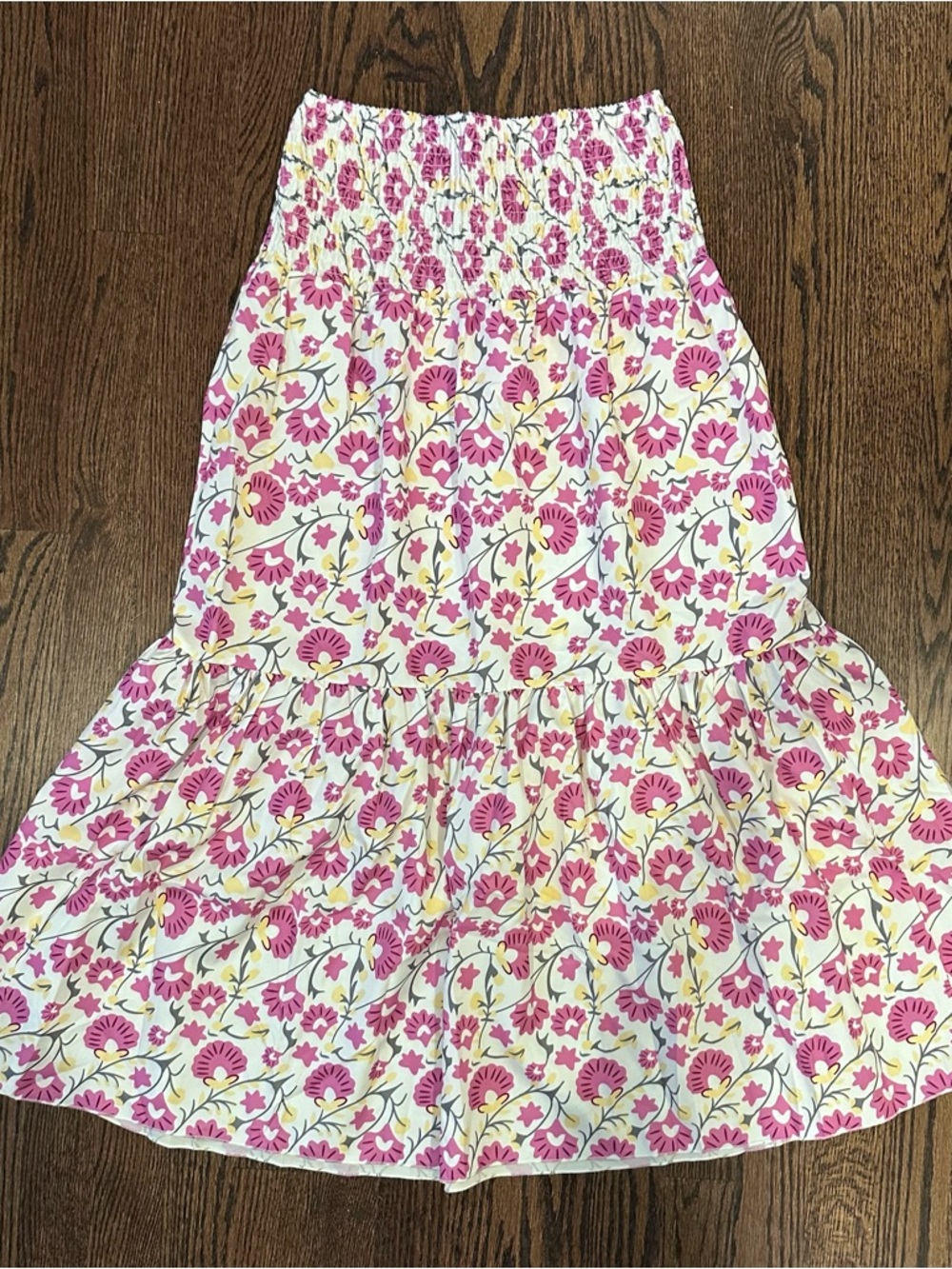 NWOT New Summer Smocked waist Tiered Skirt Pink Floral Medium